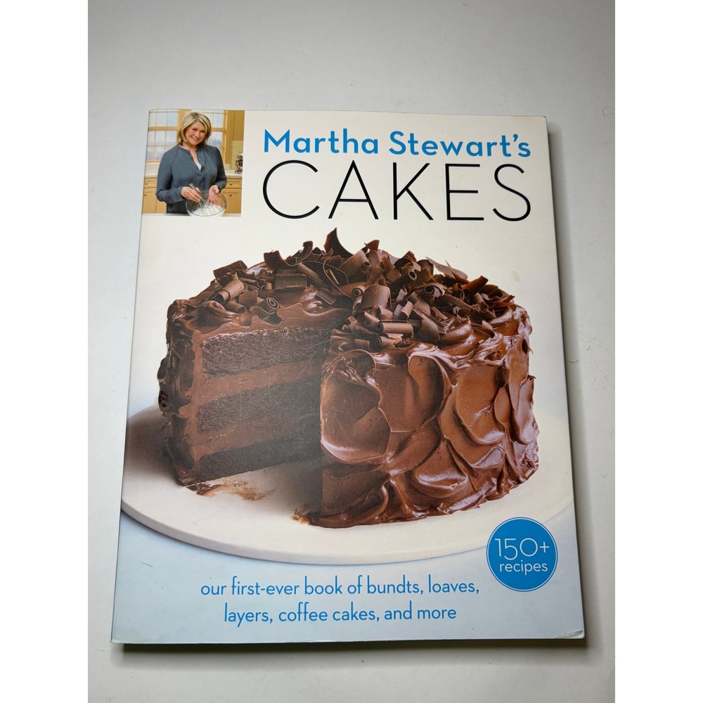 Martha Stewart's Cakes Paperback Cookbook Baking Full Color Recipes Desserts